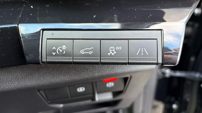 Renault Austral E-Tech FHEV Iconic Esprit Alpine 5dr Auto 4C Hybrid Estate